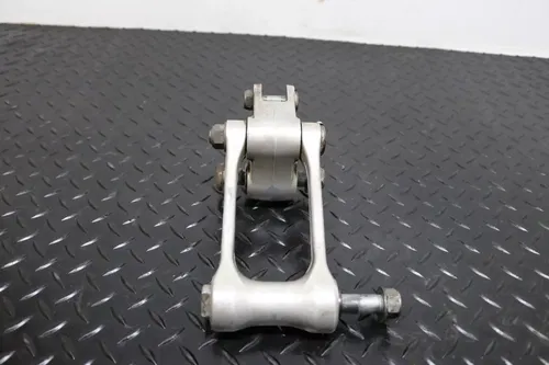 2020 Yamaha YZ450F Shock Linkage Dogbone Knuckle Suspension YZ450F 2018-2022 OEM