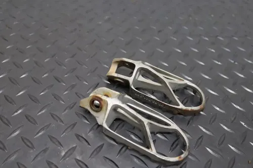 2016 Husqvarna FC450 Footpegs Foot Pegs Chassis Step 450SXF OEM 16-2018