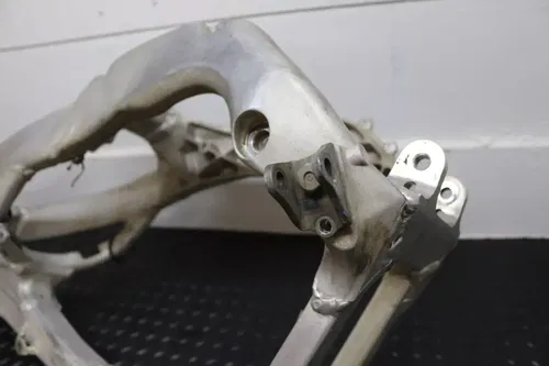 2007 Honda CRF250R Frame Mainframe Chassis Aluminum OEM 2006-2009 CRF250R