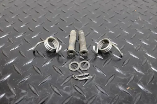 2020 Yamaha YZ450F Footpegs Foot Pegs Pins Chassis YZ 450F 2020-2022 OEM