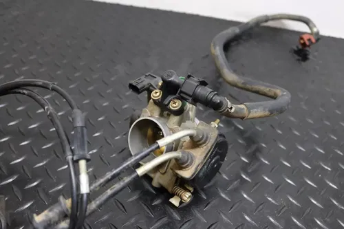 2020 Yamaha YZ450F Keihin Throttle Body Intake Twist Fuel Line 2018-2022 OEM