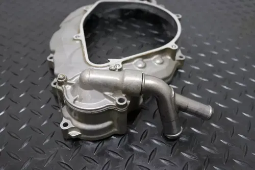 2017 Honda CRF450R Inner Clutch Cover Case Crankcase Side Water Pump OEM 17-2018