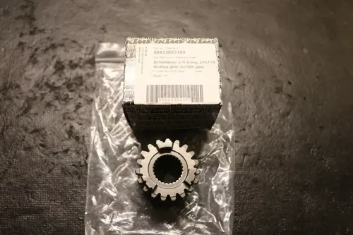 KTM OEM Part 50433003100 Transmission Sliding Gear 3rd/4th OEM 2016 250?