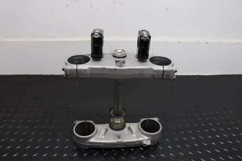 2004 Honda CR250R Triple Clamps Tree Steering Stem Bar Mounts 04-2007 OEM CR125R