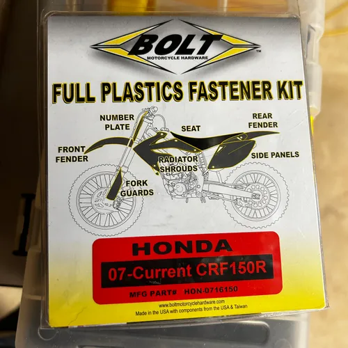 Bolt Plastics Fastener Kit