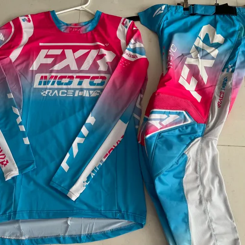 FXR Revo 2023 Pant and jersey combo 