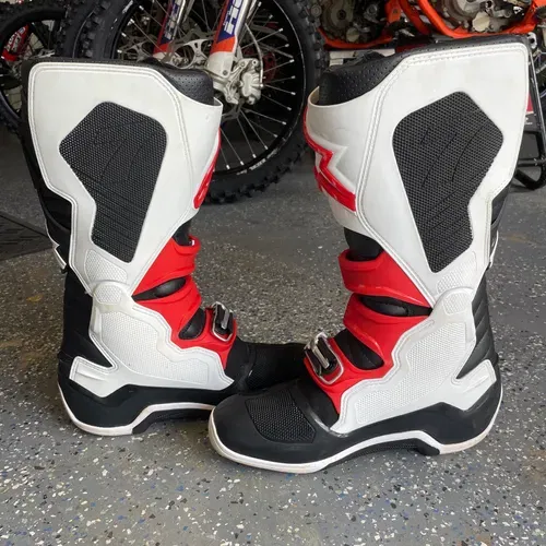 Alpinestar Tech 7