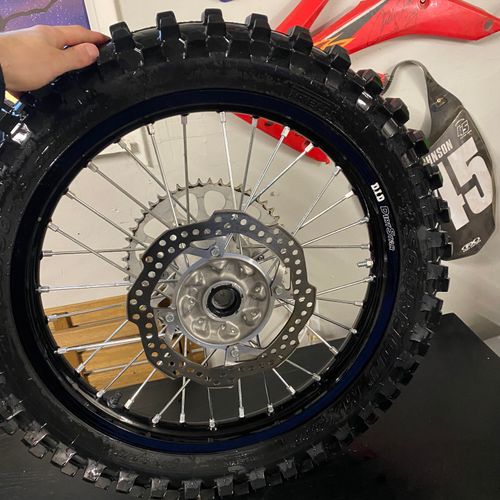 ホンダ CRF250R 2022 純正 ホイール 【国内配送】 www.knee-fukuoka.com