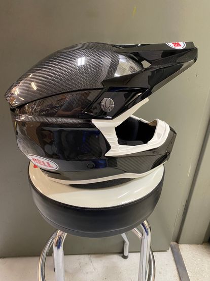 Bell Moto 10 Gloss Black Carbon White Helmet