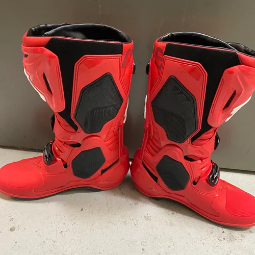 Alpinestars Tech 10 RED Boots - Size 11