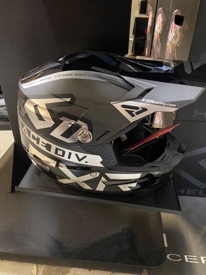 FXR 6D ATR2 Race Div Charcoal/Chrome 