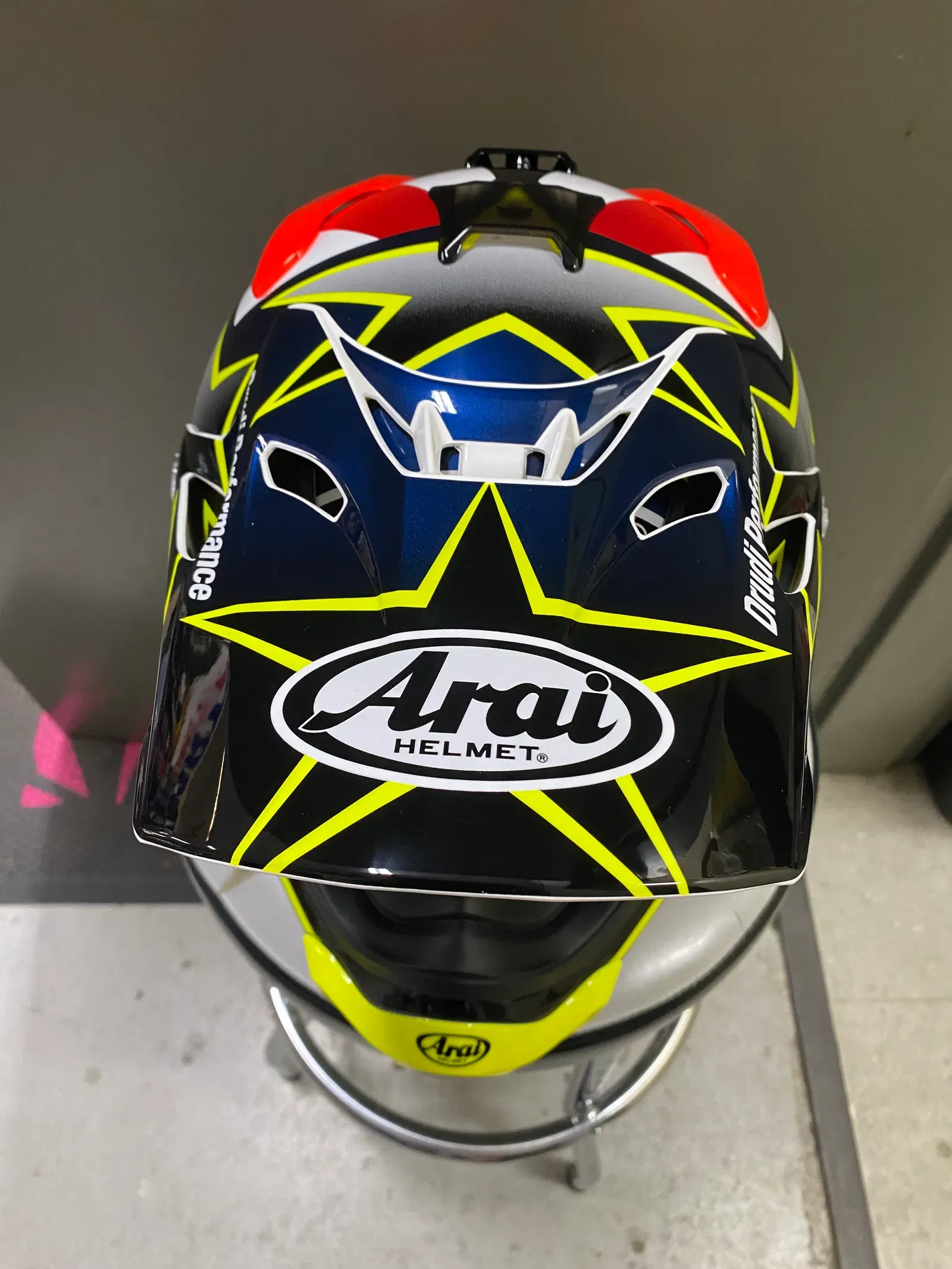 VX-Pro4 Arai Stars And Stripes Yellow