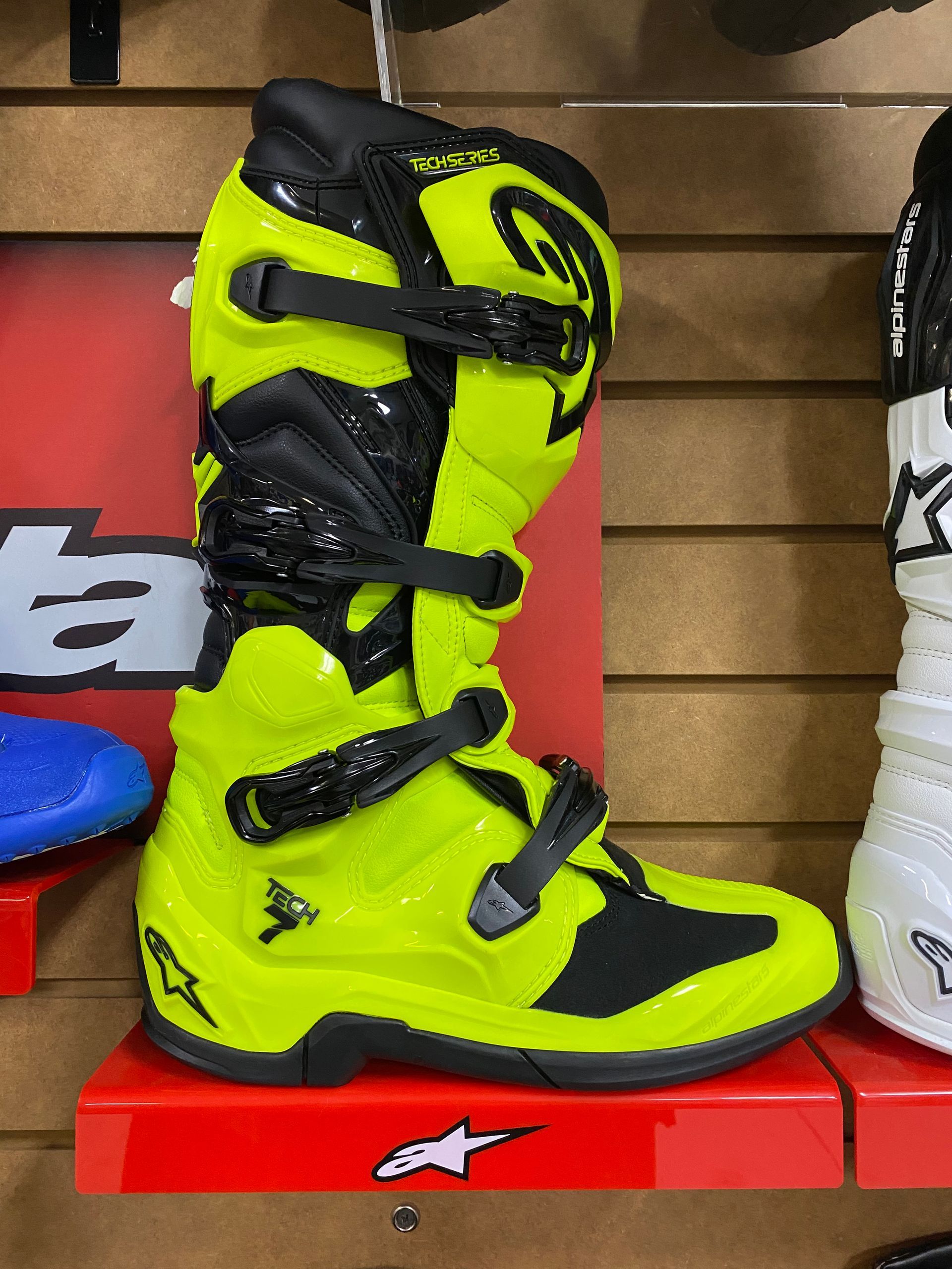 Tech 7 Yellow Black Colorway