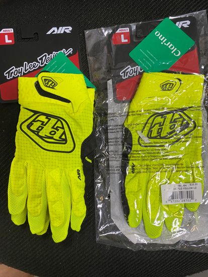 TLD AIR Glove Flo Yellow Sz Large 2 Pairs
