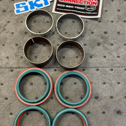 SKF Fork Service Kit 48mm KYB Forks