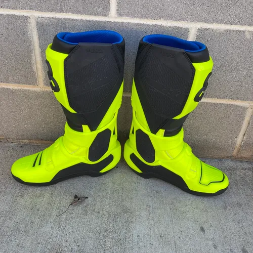 FOX Instinct Sz10 Flo Yellow