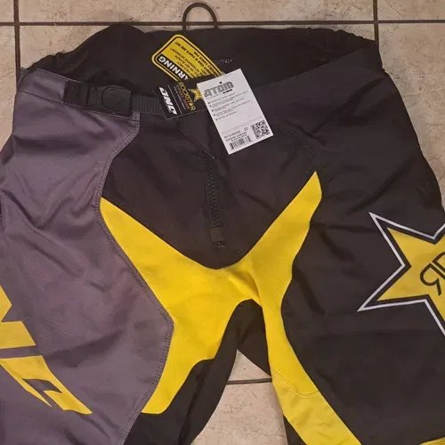 2pc Rockstar Pants And Gloves 32 & Large Motocross Riding Gear