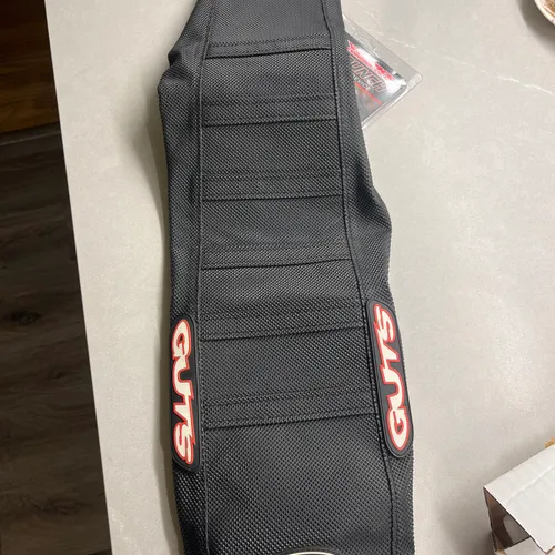 Guts Seat Cover 