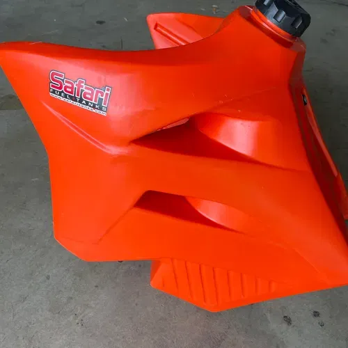 Safari 15.5L Fuel Tank Large EFI KTM