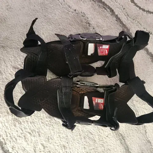 Leatt X-frame Knee Braces - XL