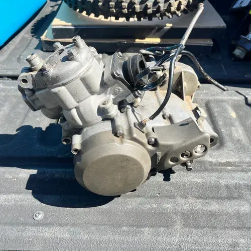佐*木様 KX85　エンジン部品取り 佐*木様 KX85 エンジン部品取り - メルカリ