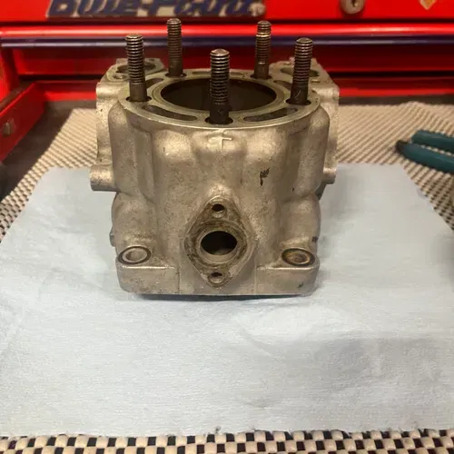 98-99 Cr125 Cylinder 