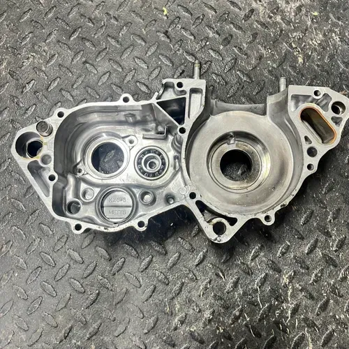 2000-2001 Cr250 Left Side Case 