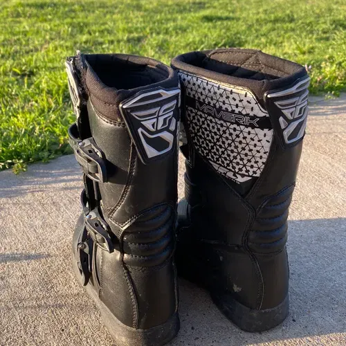 Fly boots 2018 best sale