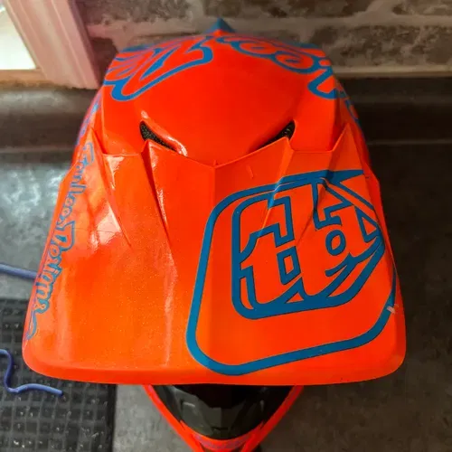 Troy Lee Design Helmet