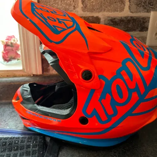 Troy Lee Design Helmet