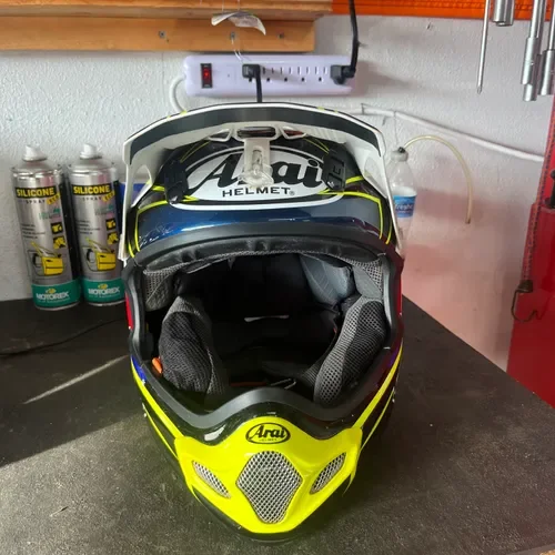 Aria Vx Pro 4 Small Helmet 