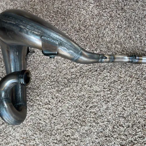 Pro Circuit Works Pipe
1994-2002 KX 250
PK01250