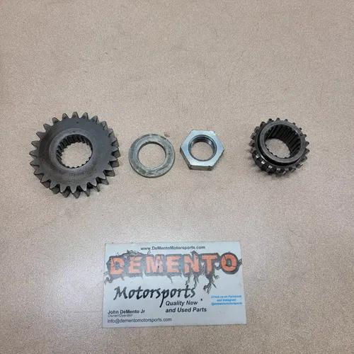 2004 Polaris Predator 500 Timing Gears balancer Primary   OEM