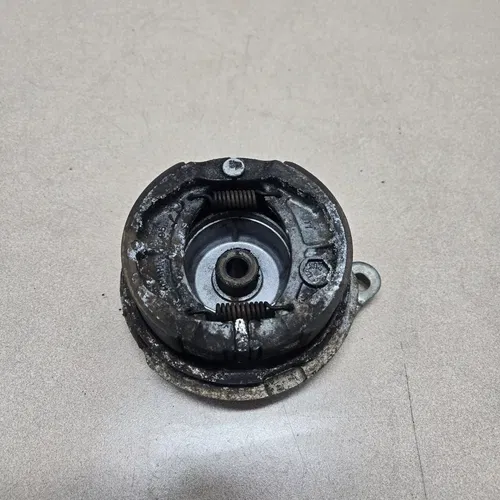 Yamaha TTR90 2000-07 Front Brake Hub Plate  ttr 90  OEM 3R0-25121-00-35