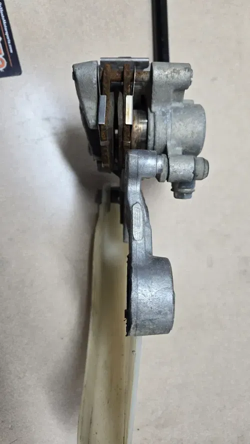 Suzuki RM250 2001 Rear Brake Assembly Caliper Master OEM