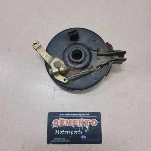 Artic Cat DVX 90 02-05 Y-12 FRONT BRAKE HUB RIGHT   ATV 3301-197 50 y-6 04/05