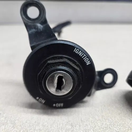 Yamaha 2017 TTR110 08-25 Main Switch Key Assembly Ignition OEM 5B6-82510-01-00