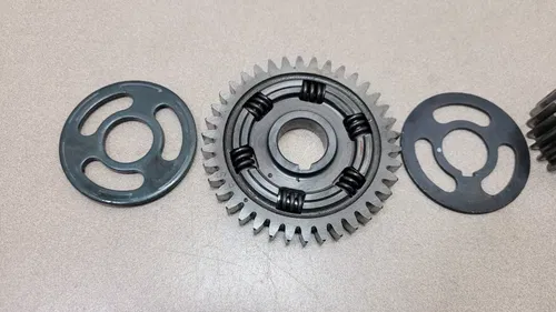 Yamaha TTR225 99-04 Drive Gear 38T Buffer  OEM  ttr 225