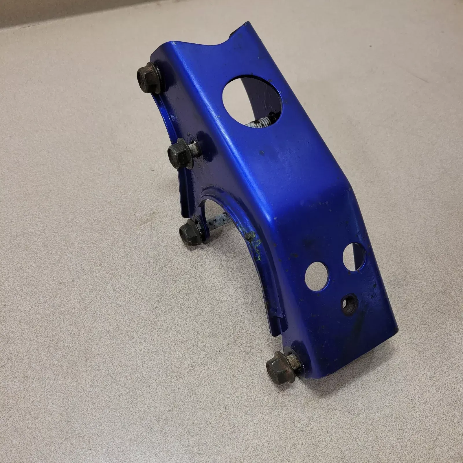 Yamaha TTR225 99-04 Engine Mount Lower Bolts Stay OEM  ttr 225