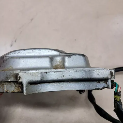 Yamaha 2001 TTR125 Stator Cover Ignition Case Engine  OEM ttr125l 00-04