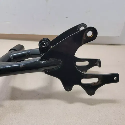 Artic Cat DVX 90 02-05 Y-12 Swingarm swing arm ATV 3301-581 y-6 50 04-05