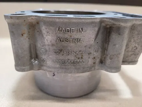 KTM ' 11 - 12 350 SXF Cylinder Needs repair XCF
