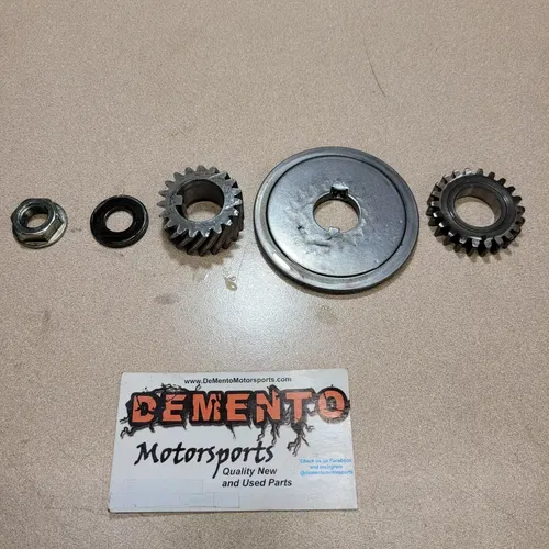 Yamaha 2009 TTR125 2009-2022 Primary Drive Gear Oil pump rotary filter  OEM