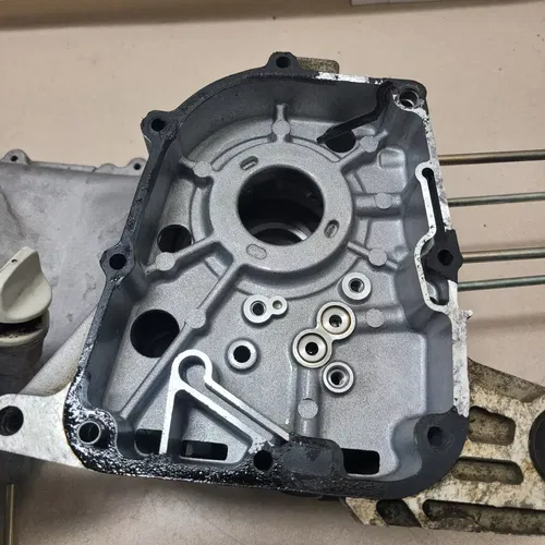 Artic Cat DVX 90 04-05 Y-12 Engine Crankcase Cases ATV 3301-777 3301-772