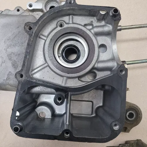 Artic Cat DVX 90 04-05 Y-12 Engine Crankcase Cases ATV 3301-777 3301-772