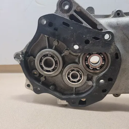 Artic Cat DVX 90 04-05 Y-12 Engine Crankcase Cases ATV 3301-777 3301-772
