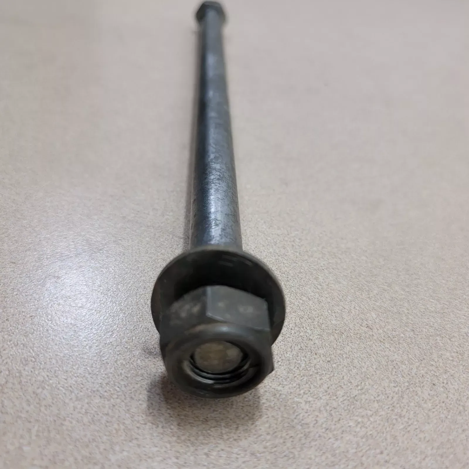 Yamaha TTR225 99-04  Swingarm Pivot Bolt swing arm OEM  ttr 225 XT