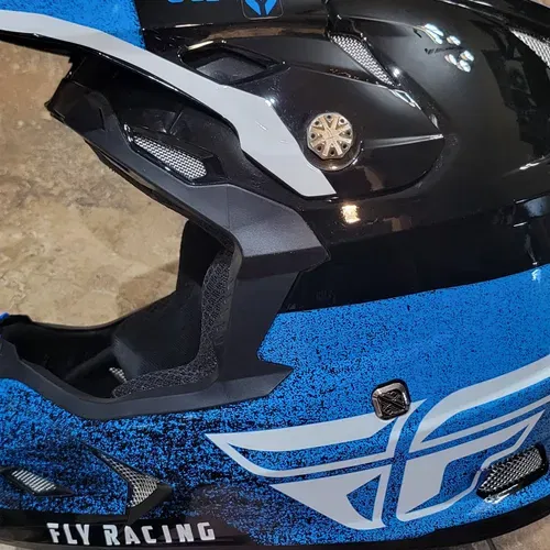 FLY RACING Kinetic Helmet 