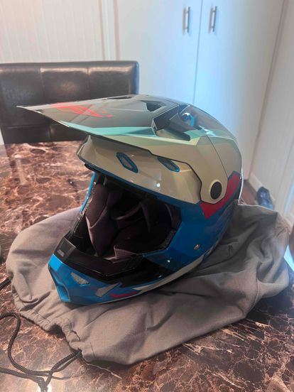 Men's Fly Racing Helmets - Size M
