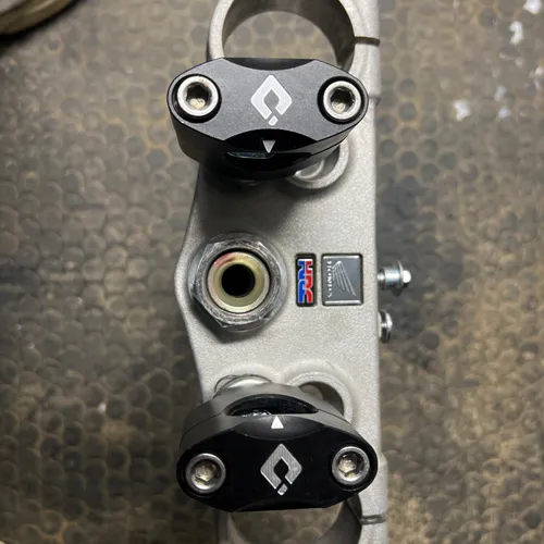 Stock, Crf 250 R 2022 Triple Clamps